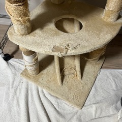 アイリスオーヤマ　キャットタワー 180x53x53の画像