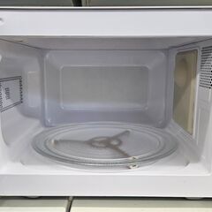 ✨️ジモティー割引✨️【ジャングルジャングル堺初芝店】 　ユアサ　電子レンジ　PRE-701S　2017年製　堺市（東区　西区　北区　南区　堺区　美原区）高石市　泉大津市　忠岡町　和泉市　松原市　大阪狭山市の画像