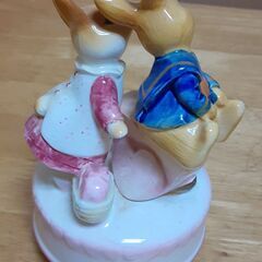 ルーシールーシー　オルゴール　T-467の画像