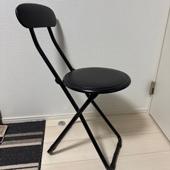 折り畳み椅子　ブラックの画像