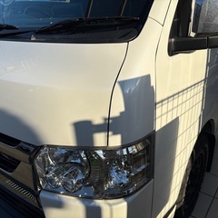 左コーナーパネル Rim(リム)【純正近似色塗装済】【ホワイトパール070】【200系ハイエース】 Y42-011の画像