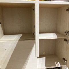 収納棚の画像