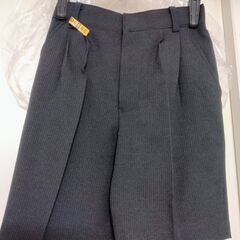 110cm男の子用スーツ（上下）※クリーニング済みの画像