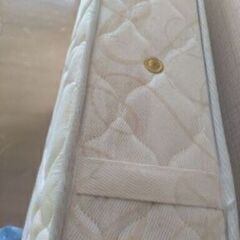 札幌市近郊の方限定！送料無料！ドリームベッド シングルベッドとシモンズ マットレス付きの画像