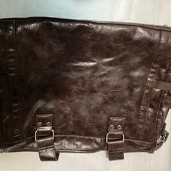 革製ビジネスバッグの画像