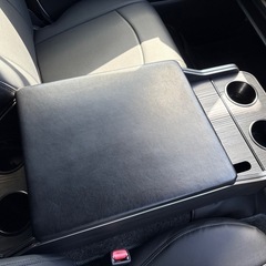 ハイエース センターコンソールの画像