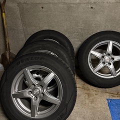 215/65R16，30系アルファードの画像