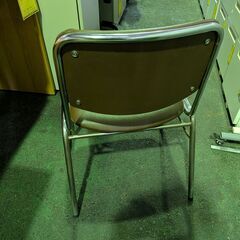 ジャングル×2和泉大型良品館 パイプチェア【R264】の画像