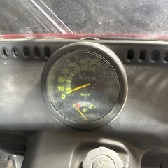 ★支払総額4.2万円★買取強化中！まずはカンタン無料査定まで！ ホンダ ジャイロ2 白/赤 TA02 人気のジャイロ！ 2ストのためオイル注ぎ足すだけ！ バッテリー新品！ リアボックス付き！　の画像