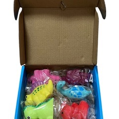 光る恐竜型バスおもちゃ6個セットの画像