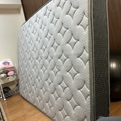 取引中です。ダブルベッド マットレスの画像