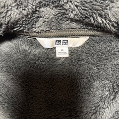 ユニクロシルキーフリースジャケットの画像