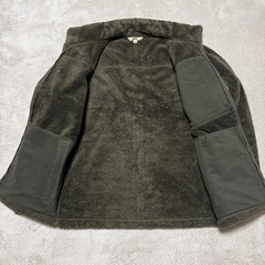 ユニクロシルキーフリースジャケットの画像