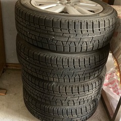 トヨタ ウィッシュ純正ホイールとスタッドレスタイヤ　４本の画像