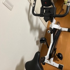 créer(クレエ) フィットネスバイク 家庭用 静音 スピンバイク 【こだわりのサドルカバー付き/日本語組み立て説明書付き】 マグネット負荷方式 負荷無段階調整 ハンドル&サドル高さ調整6段階の画像