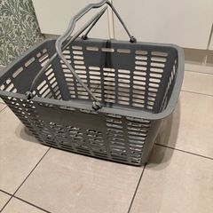 買い物かご　収納や運搬にも便利の画像
