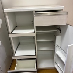 島忠　食器棚の画像