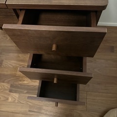 デスク　ドレッサーの画像