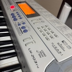🟥無料配送🟥CASIO LK-203TV 光ナビ電子キーボードの画像