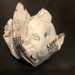 【LUSH】バスボム 『インターギャラクティック』の画像