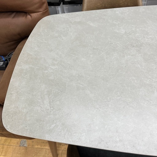 ダイニング5点セット アウトレットピンク Eta +ロエル 家具 のご紹介です！