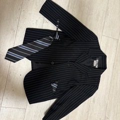 【まとめ売り】子供服 90〜120サイズ／半袖12枚・長袖3枚・羽織2枚・ズボン2枚・ジャケット＆ネクタイ付きの画像