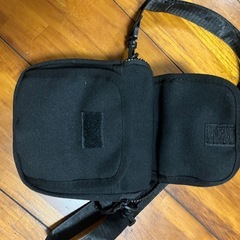 ショルダーバッグ  メンズバッグの画像