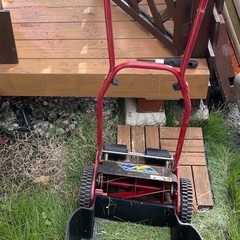 【中古品】手動芝刈り機の画像