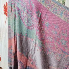 ∥艶々と濡れたような美しさを持つ超大判パシュミナ、いかがでしょうか？の画像