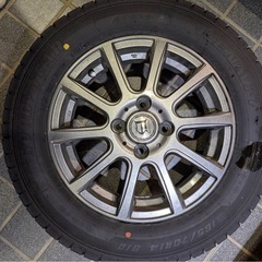 スタッドレスタイヤ【グッドイヤー】の画像