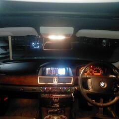 超美車! 車検有 8万km! ドラレコ BMW 7シリーズ 740i 6AT ナビ 本革 サンルーフ ETC シートクーラー V8 4000cc スタッドレス付の画像