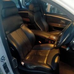 超美車! 車検有 8万km! ドラレコ BMW 7シリーズ 740i 6AT ナビ 本革 サンルーフ ETC シートクーラー V8 4000cc スタッドレス付の画像