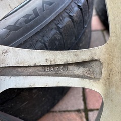 決まりました。
18インチホイール の画像