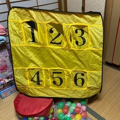 ★used★折り畳みボールハウスの画像
