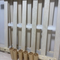 ベッドフレームの画像