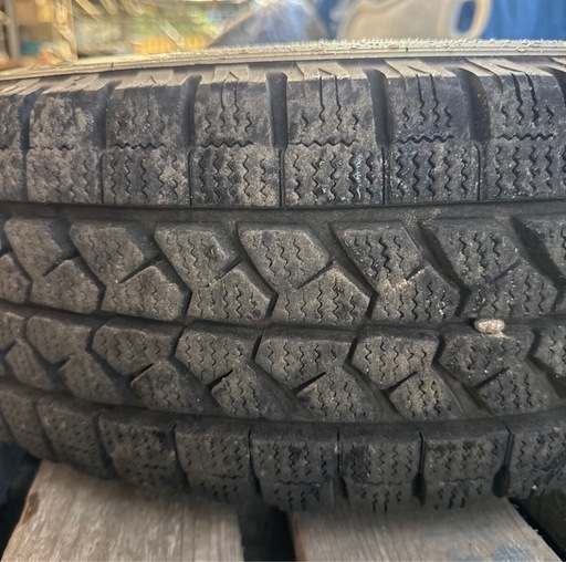 ハイエース　4WD用スタッドレス