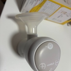 コンビ　自動搾乳機の画像