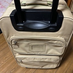 スーツケースの画像