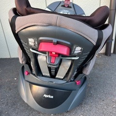 Aprica チャイルドシートの画像