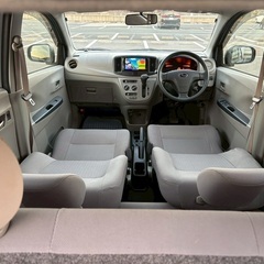 燃費良好‼️走行10万キロ☆分割可❗️車検2年付き！【名変代込み】車內広い！大人気！ダイハツミライース OEM スバル プレオプラス☆SDナビ付き☆走行中DVD見れます☆ドライブレコーダー付き☆そのまま乗って帰れます☆長〜く乗れます☆の画像