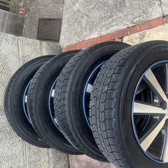 DUNLOP 185/60R15 スタッドレスタイヤ 15インチ ホイールの画像