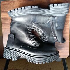 新品 23.5cm レディース ブーツ ブラック 厚底 シューズ サイドゴア 識別番号:【B125-S】の画像