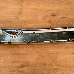 トヨタ タンク ルーミー カスタム 純正 リアゲートガーニッシュの画像