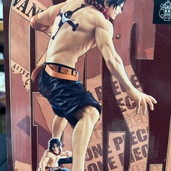 ワンピースエースのフィギュアですの画像