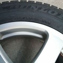 スタッドレスタイヤ　225/60R17 の画像