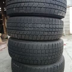 スタッドレスタイヤ　225/60R17 の画像