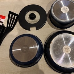 【相談中】サーモス　フライパン&鍋セット　おまけつきの画像