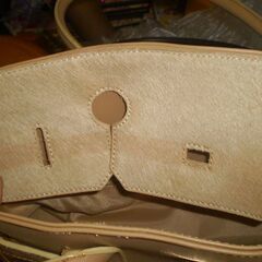 VenDome 　女性カバン　横幅41㎝くらいの画像