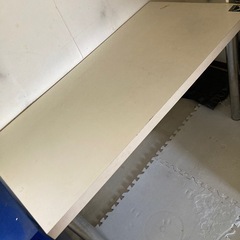 テーブル　机　作業台　2階からの搬出協力依頼　市原市佐是の画像