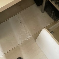 テーブル　机　作業台　2階からの搬出協力依頼　市原市佐是の画像